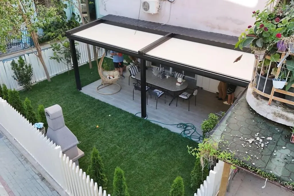 Holiday home Tedi'S Garden Apartment Golem