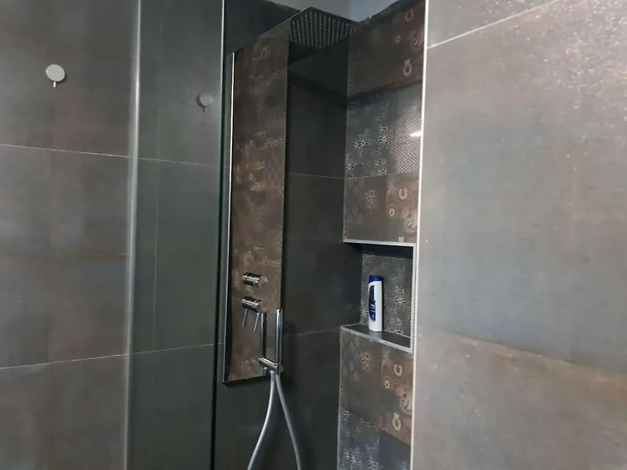 Дом отдыха Tedi'S Garden Apartment Golem